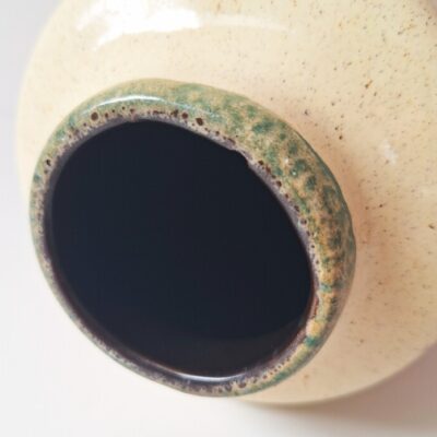 Ceramiczny wazon vintage z motywem słonecznika – z lat 60./70.