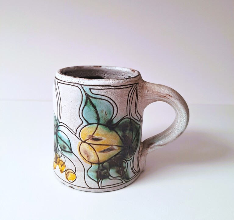 Unikatowy Ceramiczny Kubek Vintage – Sygnowane Rękodzieło