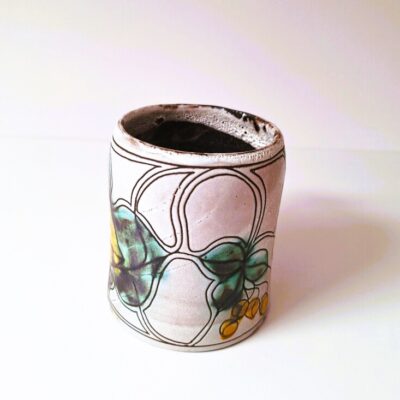 Unikatowy Ceramiczny Kubek Vintage – Sygnowane Rękodzieło