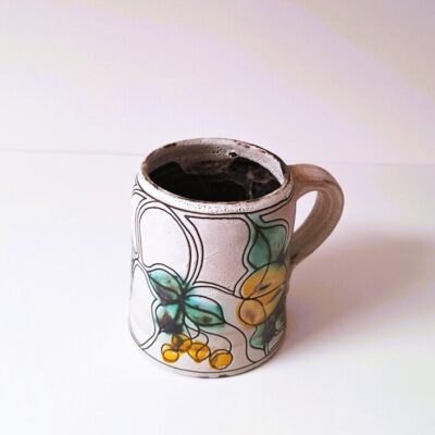 Unikatowy Ceramiczny Kubek Vintage – Sygnowane Rękodzieło