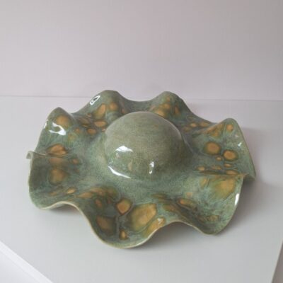 Ceramiczny Kapelusz Ścienny – Unikatowe Rękodzieło
