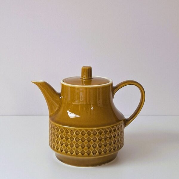 Porcelitowy Dzbanek Retro z Reliefem