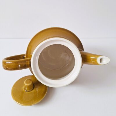 Porcelitowy Dzbanek Retro z Reliefem