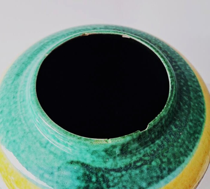 Duży Wazon Ceramiczny w Kwiaty – Styl Rustykalny / Majolika