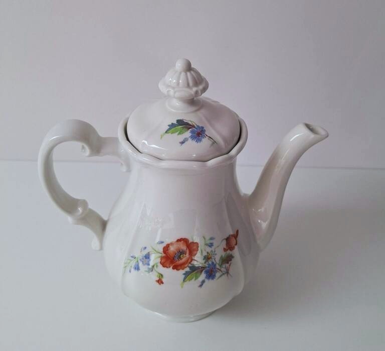 Porcelanowy Dzbanek Neu-Tettau (NPT) – Polne Kwiaty Vintage