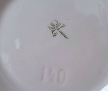 Porcelanowy Dzbanek Neu-Tettau (NPT) – Polne Kwiaty Vintage