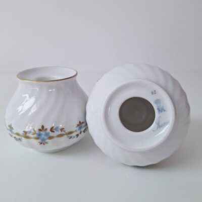 Para porcelanowych świeczników AK Kaiser „Irene” – lata 70.
