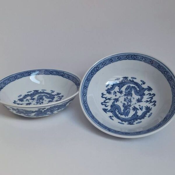 Zestaw 2 chińskich miseczek porcelanowych - motyw smoka
