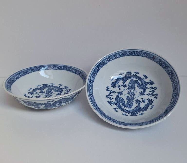 Zestaw 2 chińskich miseczek porcelanowych - motyw smoka