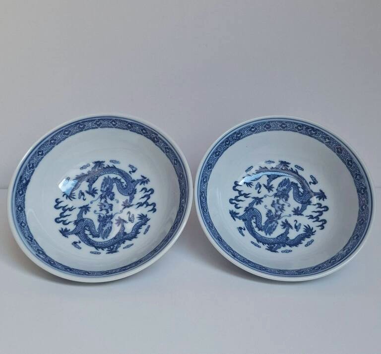 Zestaw 2 chińskich miseczek porcelanowych - motyw smoka