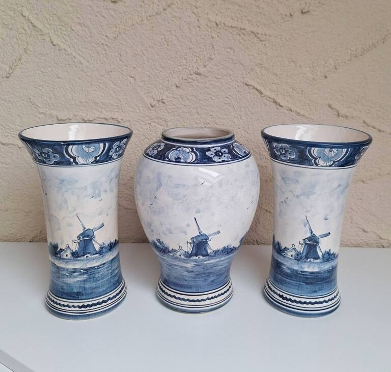 Komplet 3 wazonów Delft Holland – Rękodzieło, Sygnowane
