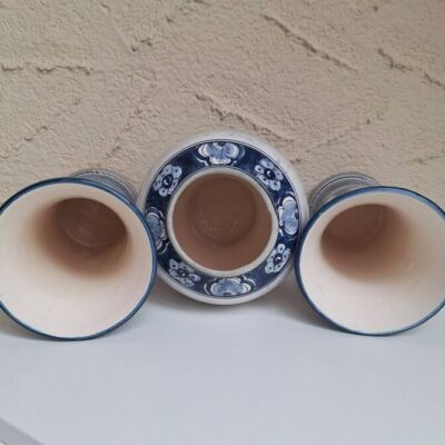 Komplet 3 wazonów Delft Holland – Rękodzieło, Sygnowane