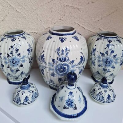 Komplet 3 Wazonów z Pokrywą Delft Holland - Ceramiczne Amfory