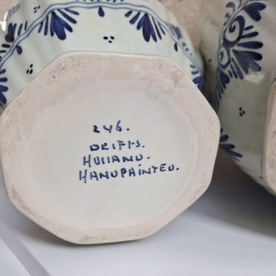Komplet 3 Wazonów z Pokrywą Delft Holland - Ceramiczne Amfory
