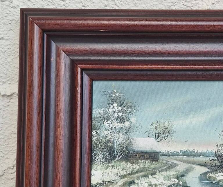 Zimowy pejzaż wiejski z chatką – urokliwy obraz vintage