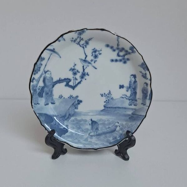 Zabytkowy Porcelanowy Talerzyk Kakiemon – Pejzaż Azjatycki