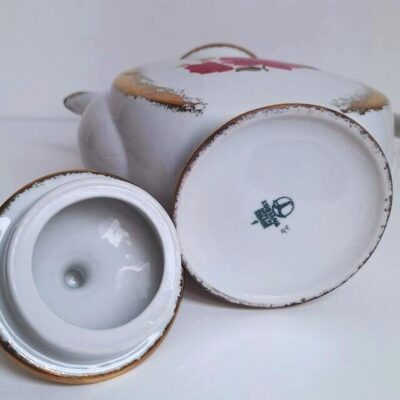 Porcelanowy Dzbanek LUBIANA Retro – Czerwone Róże i Złoto