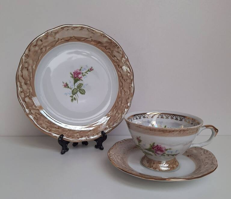 PRL Trio Śniadaniowe – Zakład Zdobienia Porcelany AW Wałbrzych