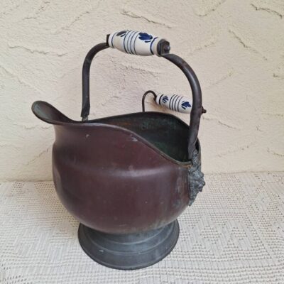 Antyczna Węglarka Miedziana Lwie Głowy Ceramika Delft Vintage