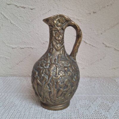 Mosiężny Dzban Vintage – Sceny Winobrania i Putta, Bogaty Relief