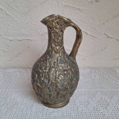 Mosiężny Dzban Vintage – Sceny Winobrania i Putta, Bogaty Relief