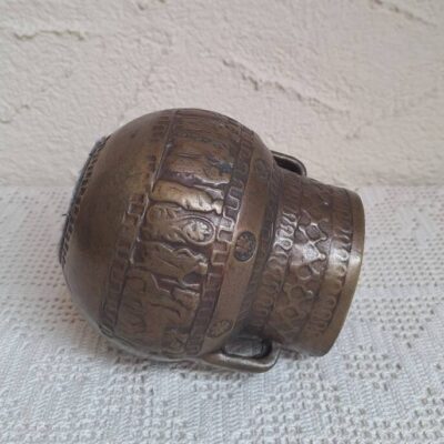 Mosiężna waza amfora vintage – relief grecki, patyna