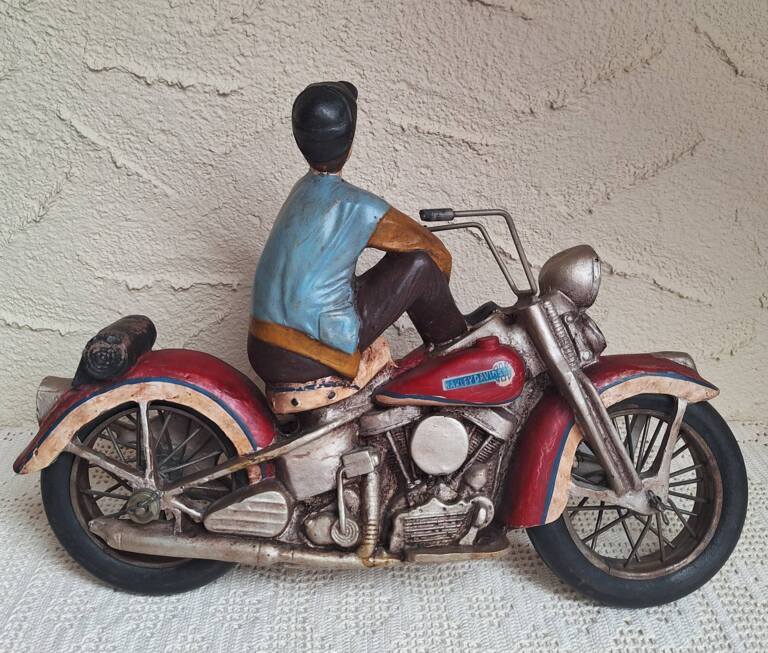 Duża Figurka Retro - Motocyklista na Motocyklu Harley-Davidson