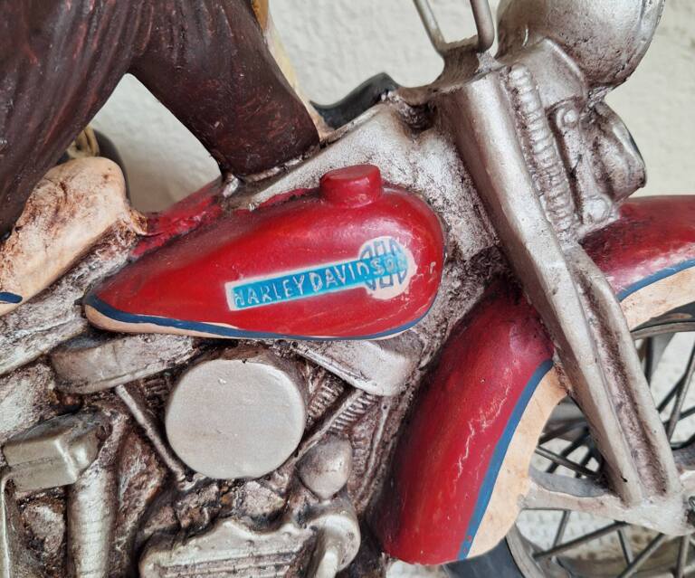 Duża Figurka Retro - Motocyklista na Motocyklu Harley-Davidson